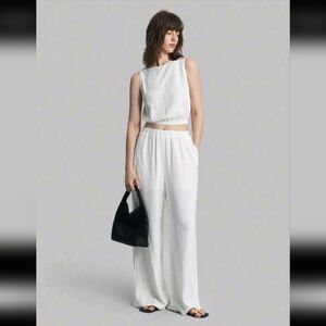 🤍 Women's White Wide-Leg Pants & Top Set – Size M – New